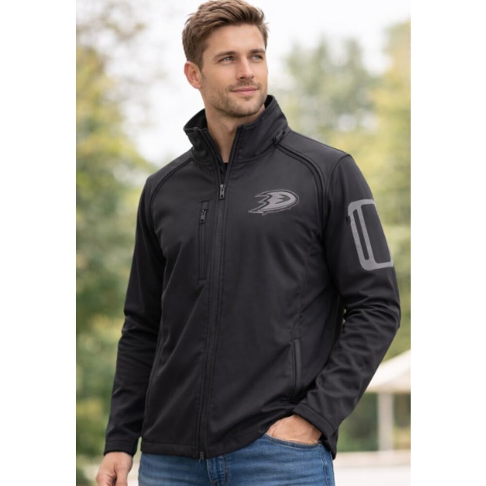 Anaheim Ducks GIII Sports Softshell Jacket Detachable Sleeves Size S